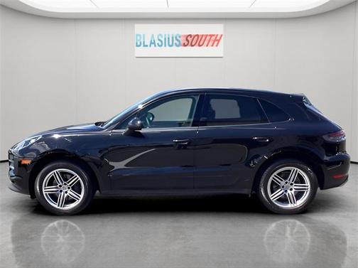 2020 Porsche Macan Base