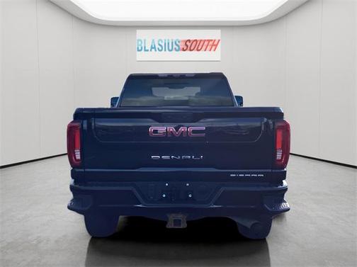 2023 GMC Sierra 2500 Denali