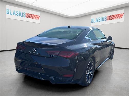 2018 INFINITI Q60 3.0T LUXE