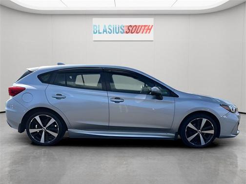 2017 Subaru Impreza 2.0i Sport