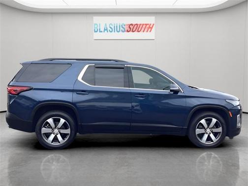 2022 Chevrolet Traverse LT Leather