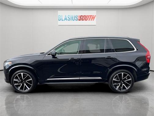 2023 Volvo XC90 B6 Plus 7-Seater