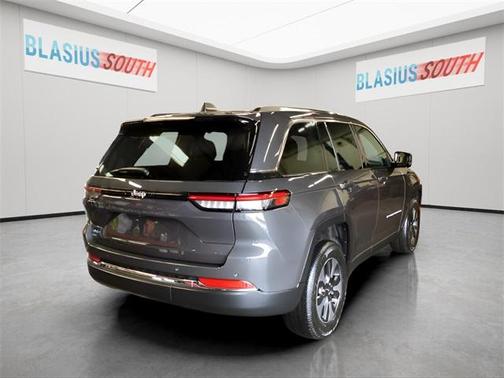 2023 Jeep Grand Cherokee 4xe Base