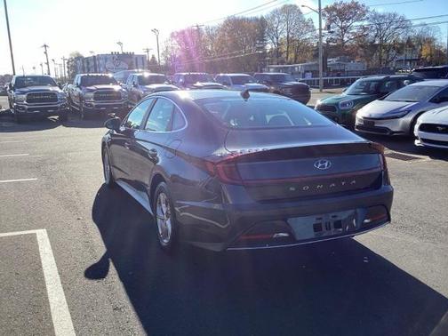 2021 Hyundai SONATA SE