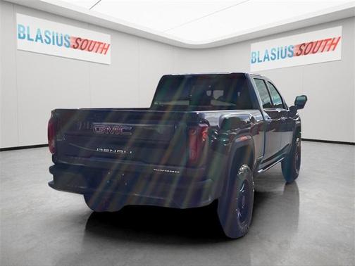 2023 GMC Sierra 3500 Denali
