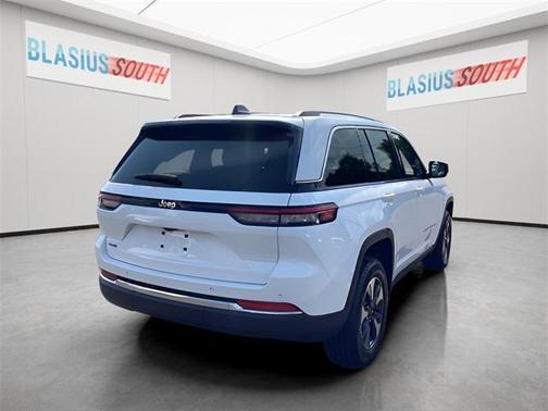 2023 Jeep Grand Cherokee 4xe Base