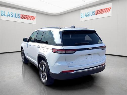 2023 Jeep Grand Cherokee 4xe Base