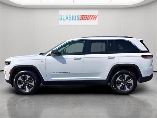 2023 Jeep Grand Cherokee 4xe Base