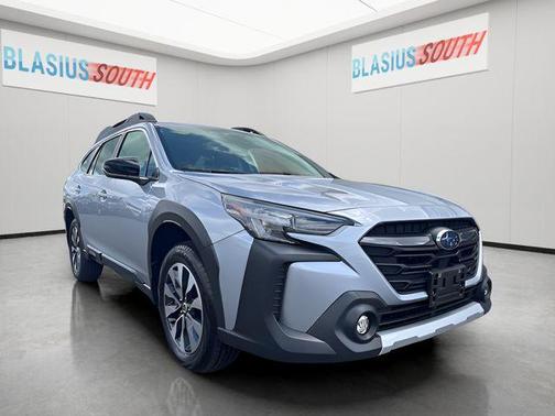 Ice Silver Metallic 2024 Subaru Outback Limited