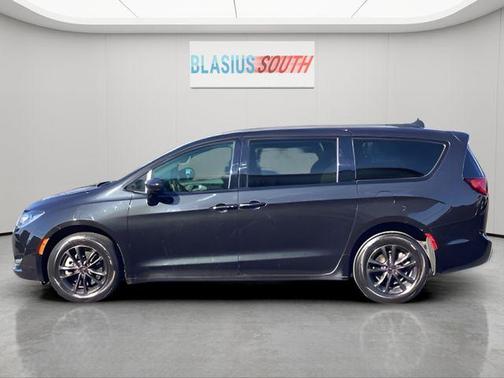 2020 Chrysler Pacifica L