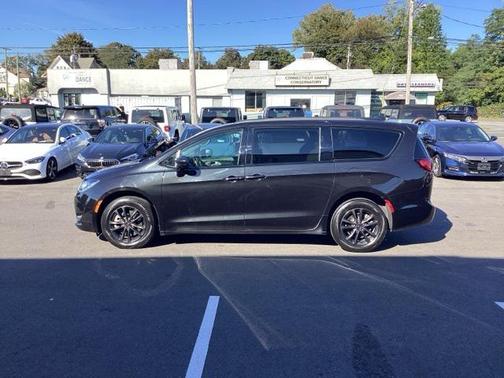2020 Chrysler Pacifica L