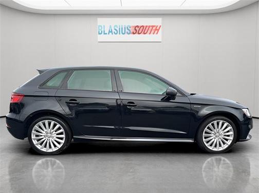 2017 Audi A3 e-tron 1.4T Premium