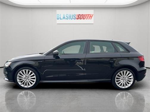 2017 Audi A3 e-tron 1.4T Premium