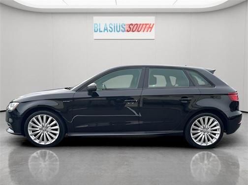2017 Audi A3 e-tron 1.4T Premium