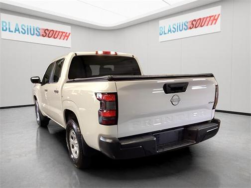 2023 Nissan Frontier S