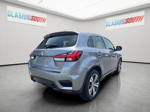 Mercury Gray Metallic 2024 Mitsubishi Outlander Sport