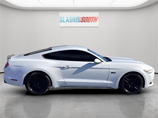 2017 Ford Mustang GT