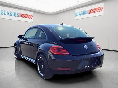 2013 Volkswagen Beetle 2.0T Fender Edition