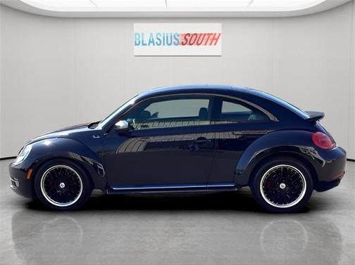 2013 Volkswagen Beetle 2.0T Fender Edition