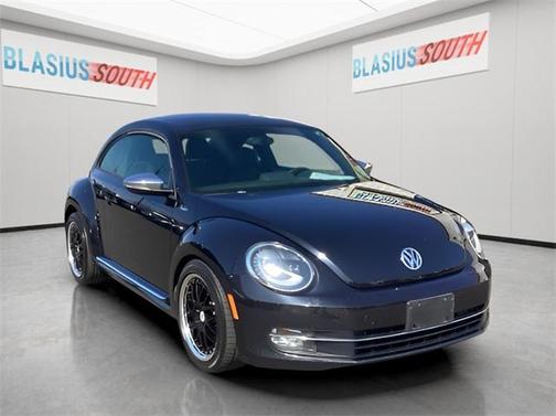 2013 Volkswagen Beetle 2.0T Fender Edition