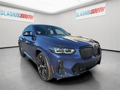 2023 BMW X4 M40i