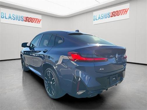 2023 BMW X4 M40i