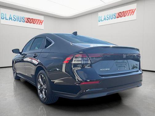 Crystal Black Pearl 2023 Honda Accord EX