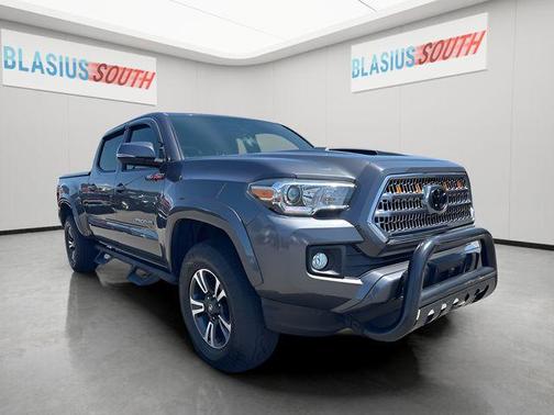 Magnetic Gray Metallic 2016 Toyota Tacoma TRD Sport