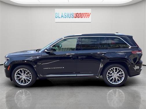 2023 Jeep Grand Cherokee 4xe Summit