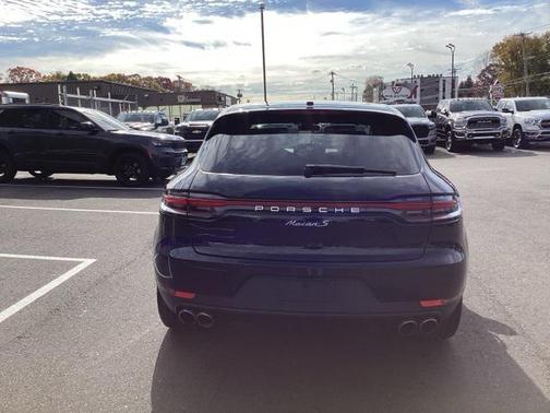 2021 Porsche Macan S