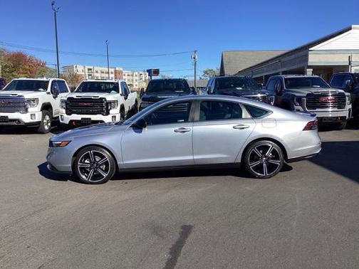 2023 Honda Accord Hybrid Base