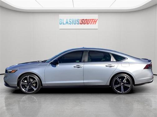 2023 Honda Accord Hybrid Base