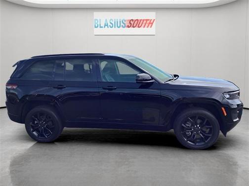 2023 Jeep Grand Cherokee 4xe 30th Anniversary