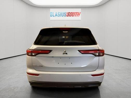 2022 Mitsubishi Outlander ES 2.5 S-AWC