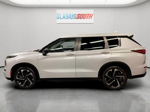 2022 Mitsubishi Outlander ES 2.5 S-AWC