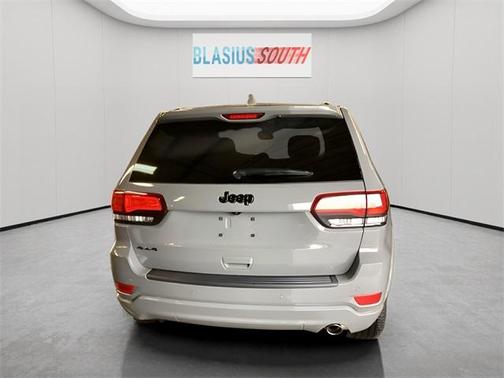 2022 Jeep Grand Cherokee Laredo