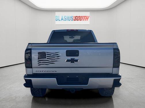 2018 Chevrolet Silverado 1500 Custom