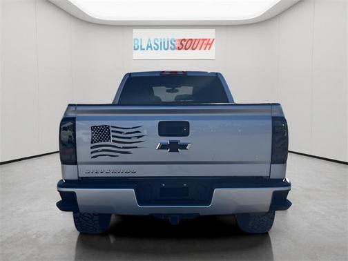 2018 Chevrolet Silverado 1500 Custom