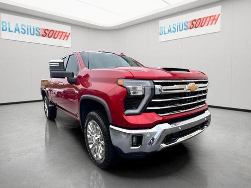 Radiant Red Tintcoat 2025 Chevrolet Silverado 2500 LTZ