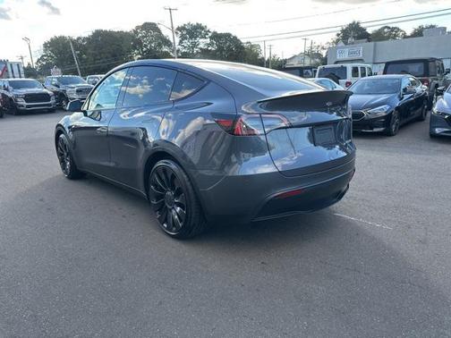 2022 Tesla Model Y Performance Dual Motor All-Wheel Drive