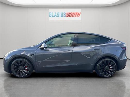 2022 Tesla Model Y Performance Dual Motor All-Wheel Drive