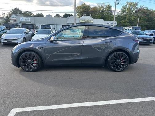 2022 Tesla Model Y Performance Dual Motor All-Wheel Drive