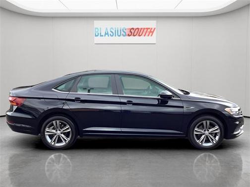 2019 Volkswagen Jetta 1.4T R-Line