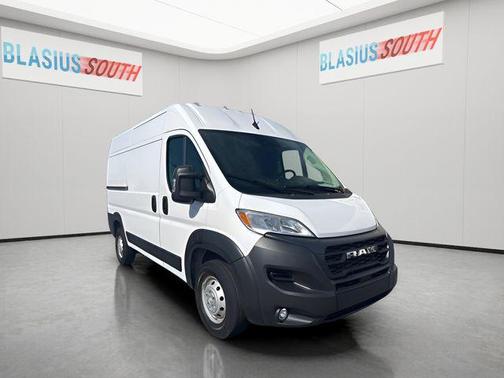 Bright White Clearcoat 2023 RAM ProMaster 1500 Base