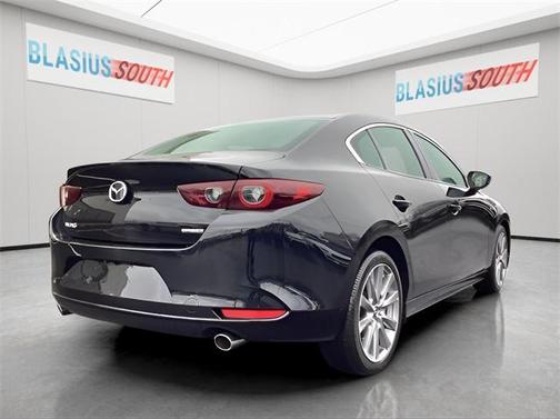 2024 Mazda Mazda3 FWD w/Preferred Package