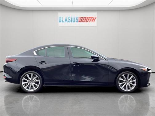 2024 Mazda Mazda3 FWD w/Preferred Package