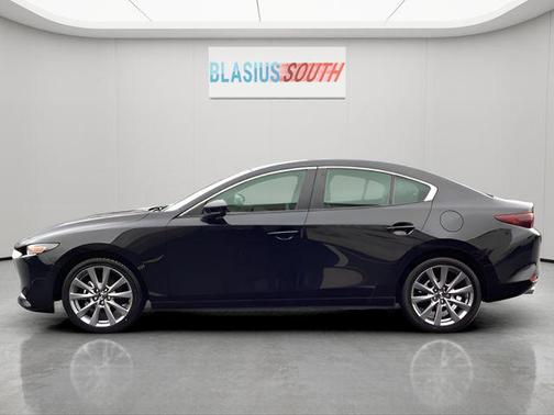 2024 Mazda Mazda3 FWD w/Preferred Package