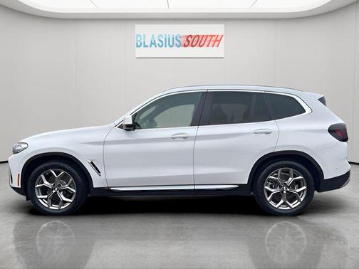Alpine White 2023 BMW X3 xDrive30i