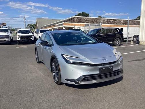 2023 Toyota Prius XLE