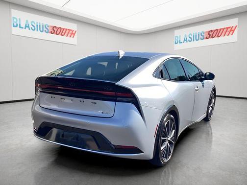 2023 Toyota Prius XLE